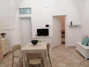 ELISEA HOUSE MARIO PAGANO Oria